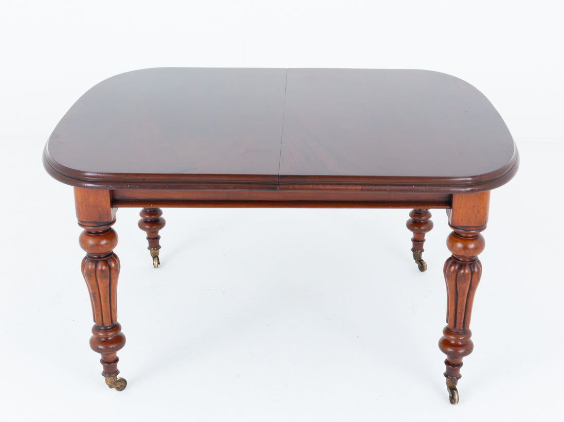 Early Victorian Mahogany Extending Dining Table with Fluted Legs