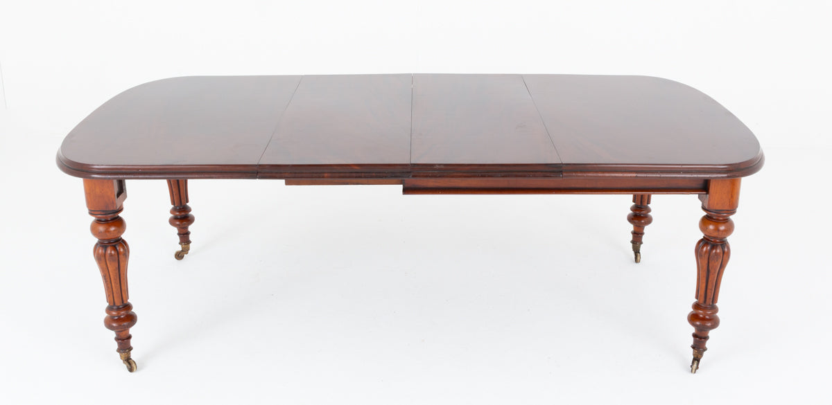 Early Victorian Mahogany Extending Dining Table with Fluted Legs