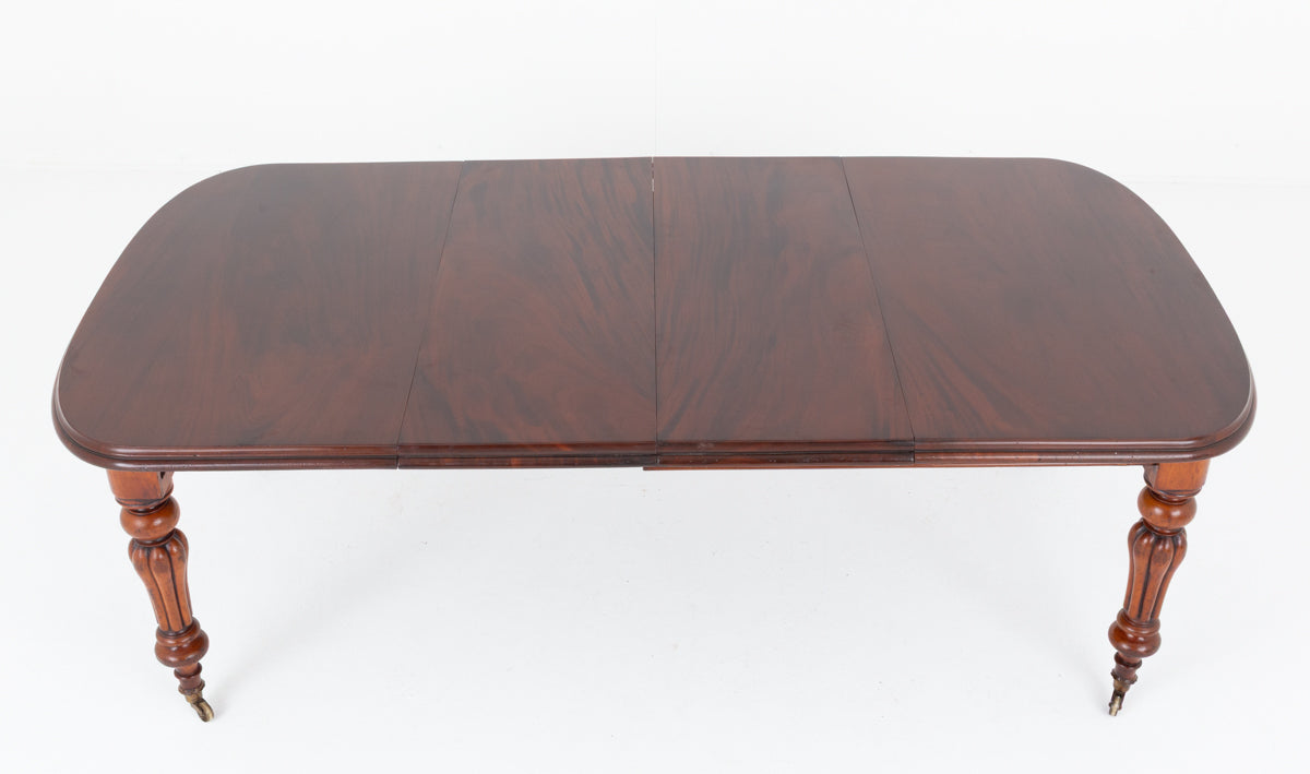 Early Victorian Mahogany Extending Dining Table with Fluted Legs