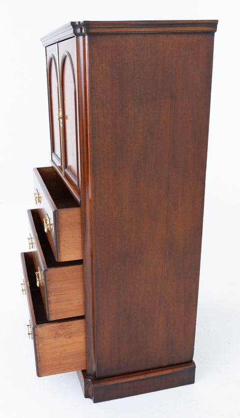 Amazing Quality Inlaid Lined Press of Small Proportions