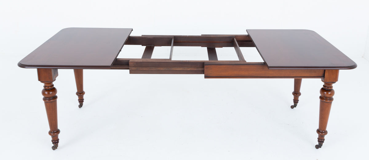 Victorian Mahogany 2 Leaf Extending Dining Table