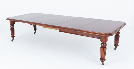 William IV Mahogany 3 leaf extending Dining Table