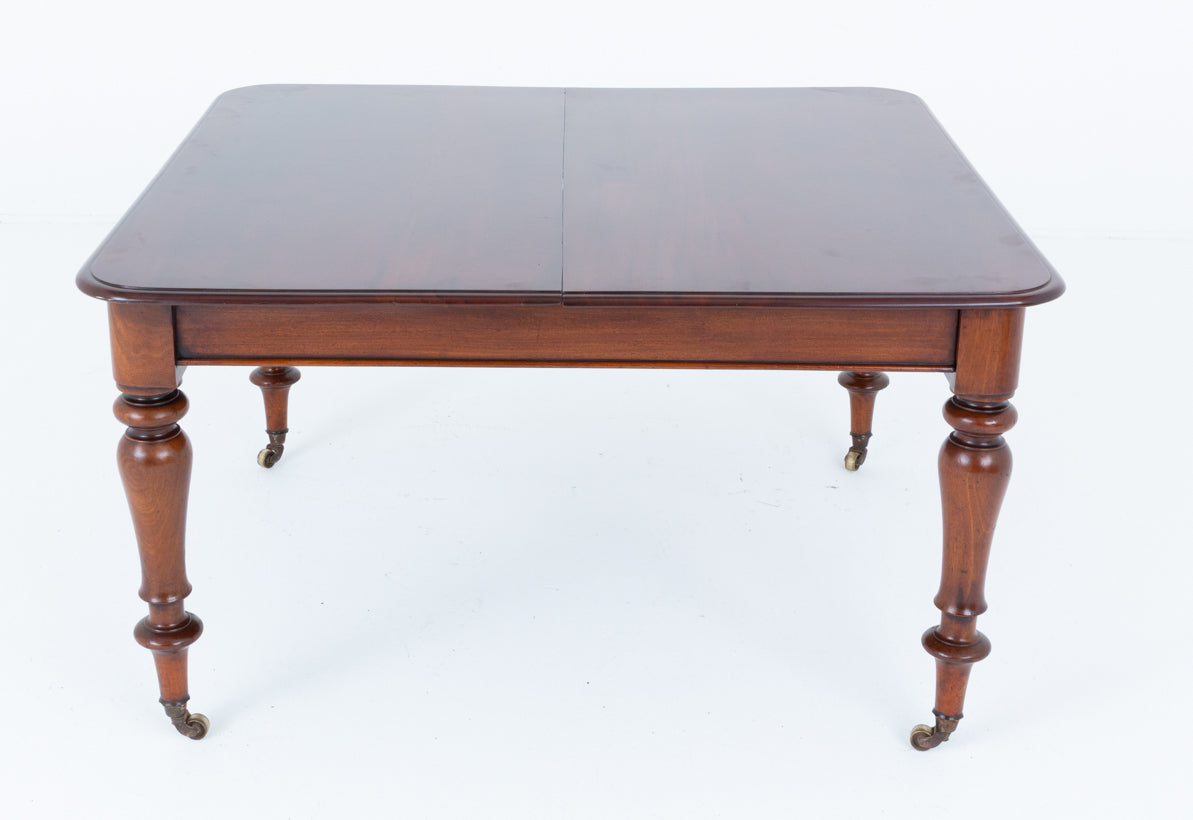 Victorian Mahogany 3 Leaf Extending Dining Table