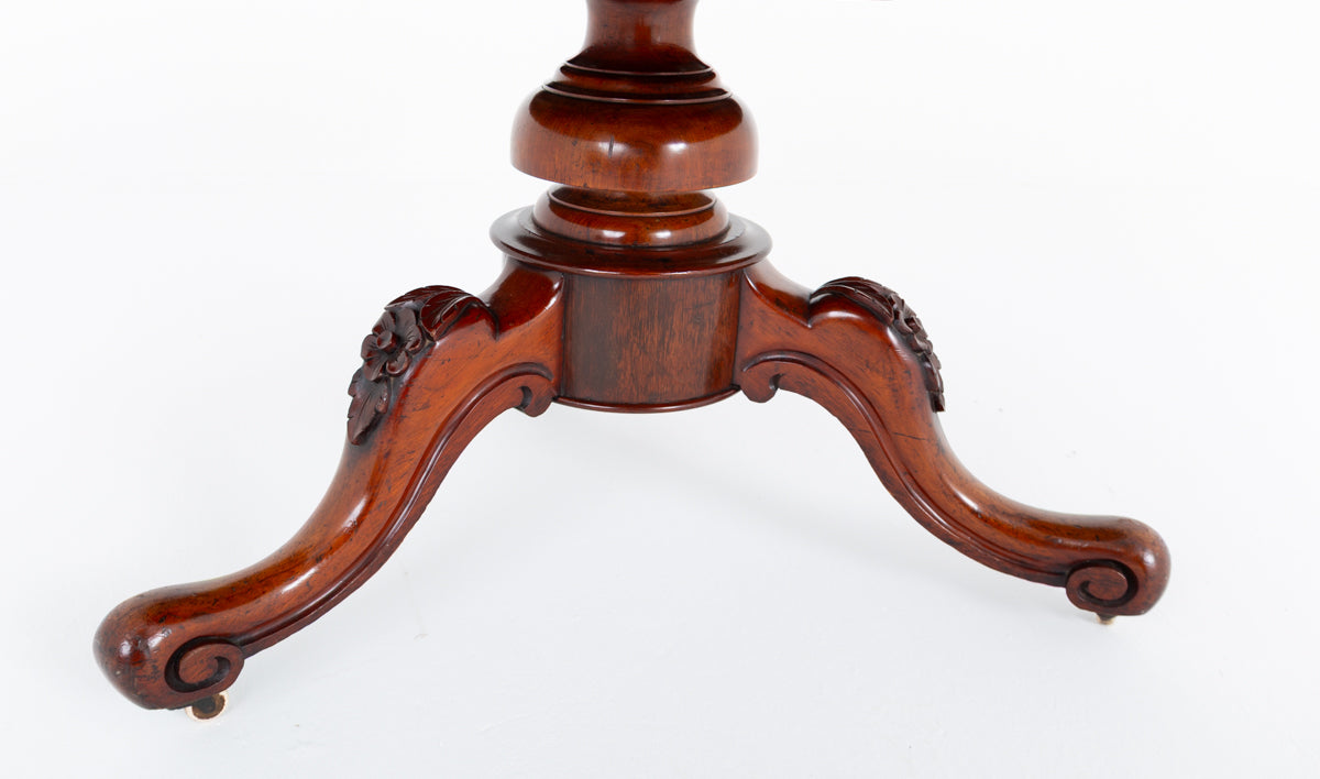 Victorian Mahogany Circular Dining Table