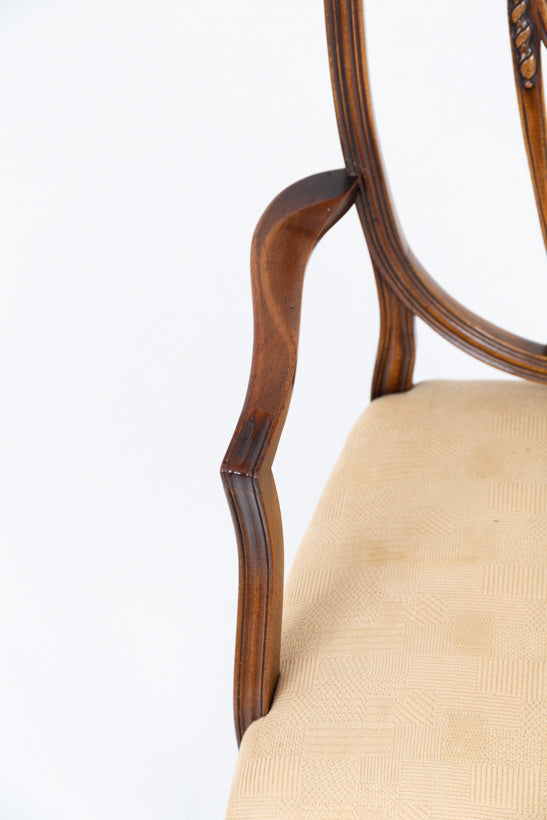 Set of 8 (6+2) Mahogany Hepplewhite Style Dining Chairs