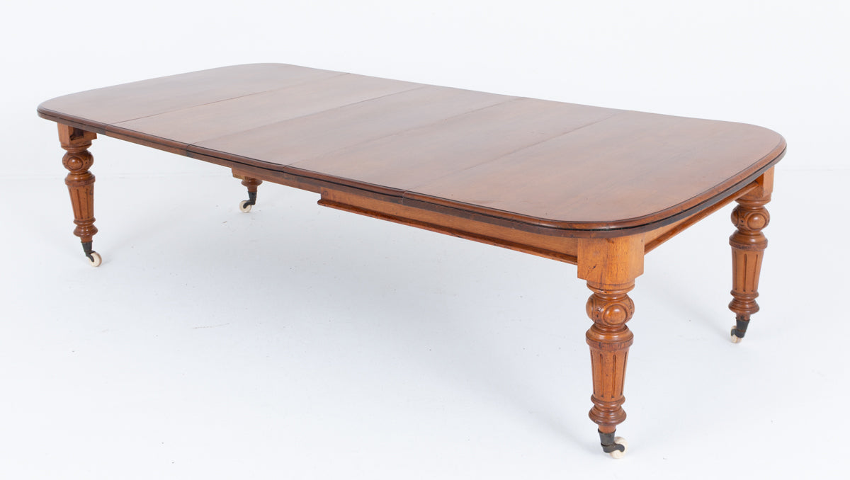 Blonde Oak Victorian Extending Dining Table