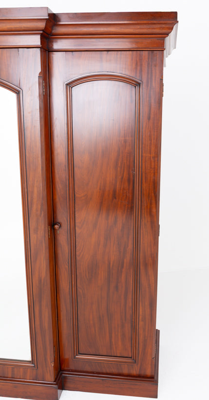 Victorian Mahogany Gentleman's Wardrobe