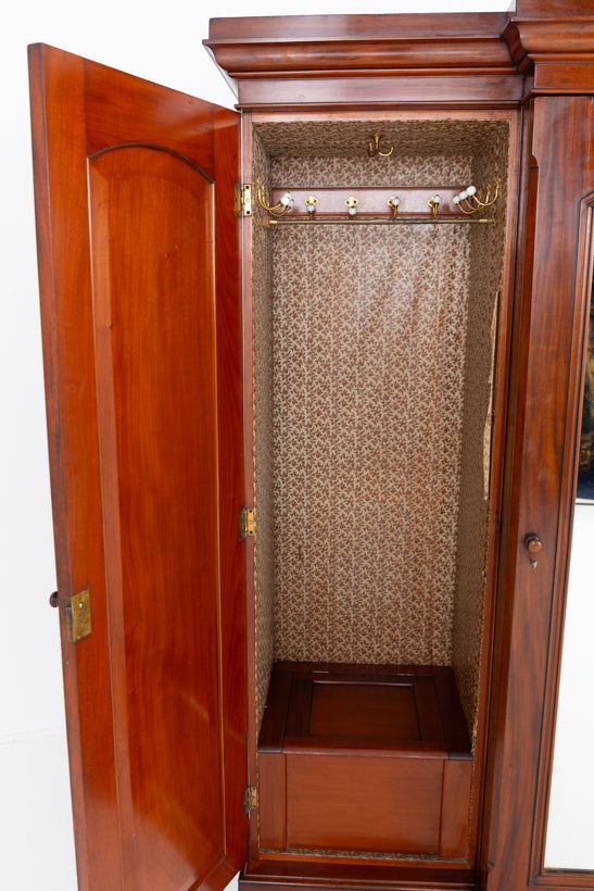 Victorian Mahogany Gentleman's Wardrobe
