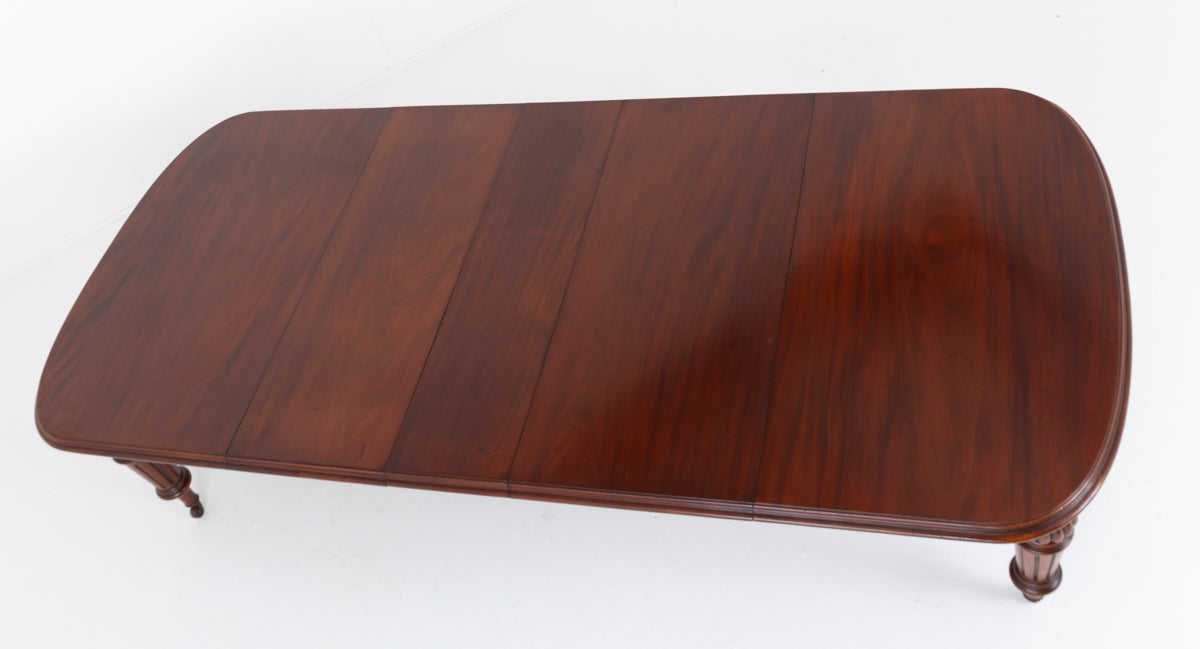 Victorian Mahogany Extending Dining Table