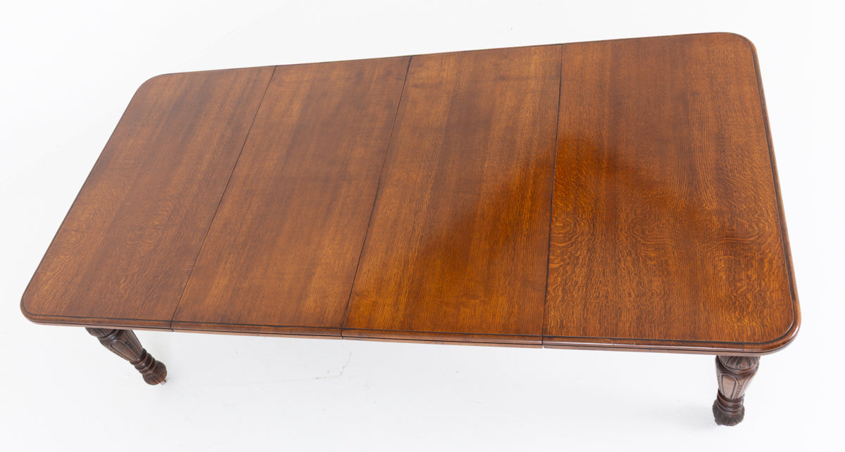 Victorian Oak 2 Leaf Extending Dining Table