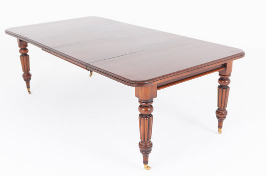 Victorian Mahogany 2 Leaf Extending Dining Table