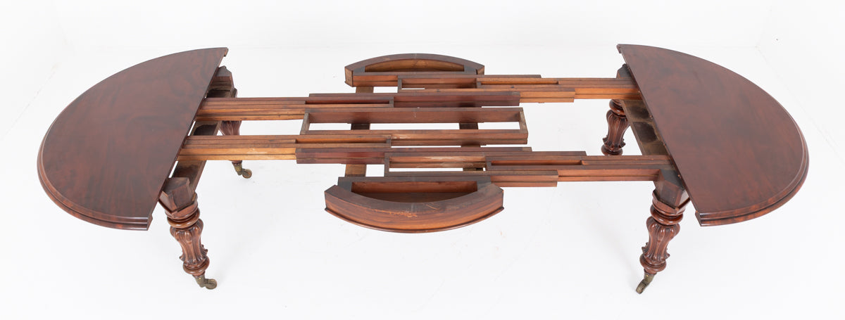Large Victorian Mahogany Extending Dining Table