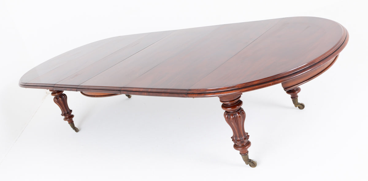 Large Victorian Mahogany Extending Dining Table