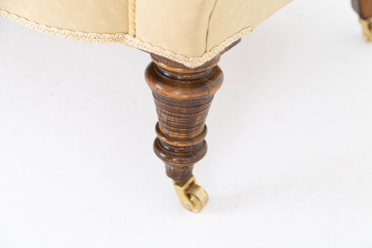 Victorian Elegant Upholstered Chesterfield