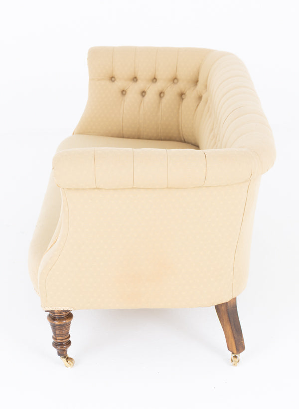 Victorian Elegant Upholstered Chesterfield