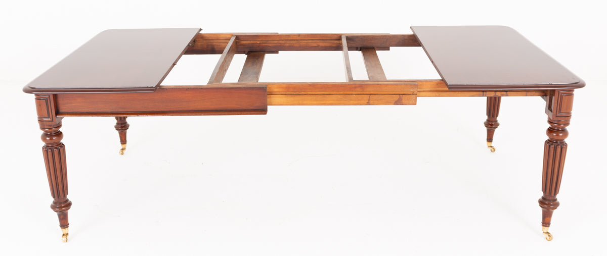Regency Mahogany 2 Leaf Extending Dining Table