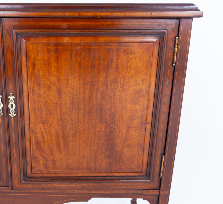 Sheraton Revival Mahogany 2 Door Side Cabinet