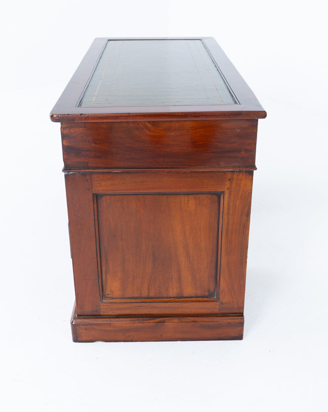Victorian Mahogany Twin Pedestal Desk