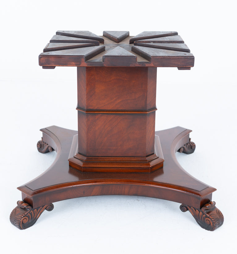William IV Style Mahogany Expanding Dining Table