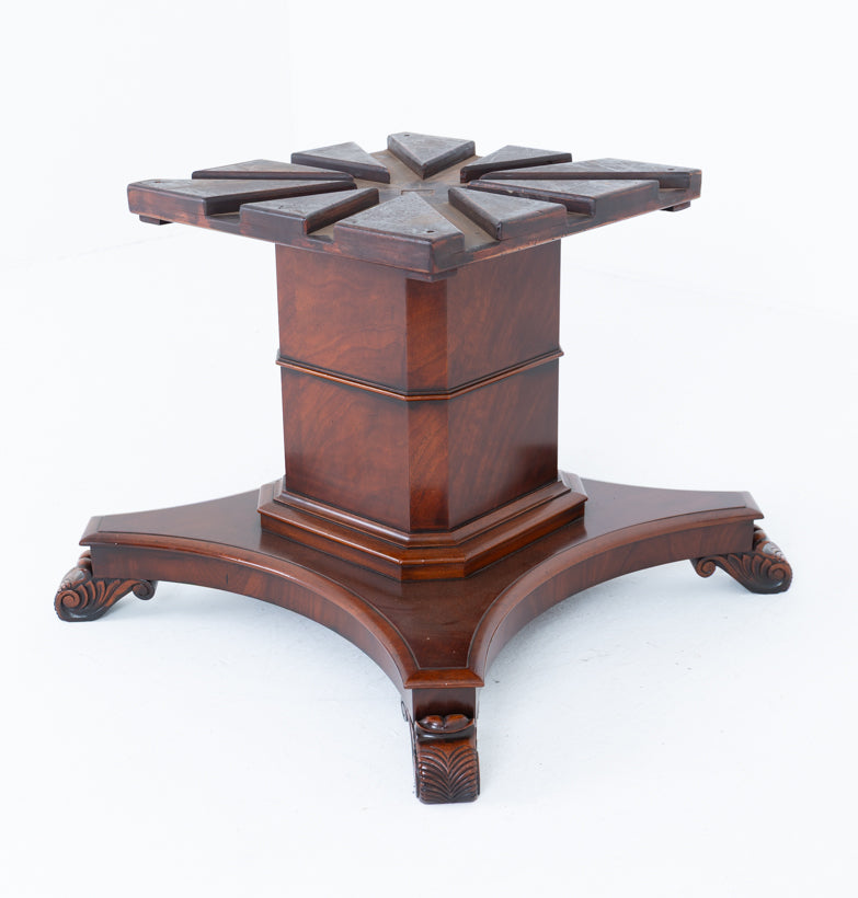 William IV Style Mahogany Expanding Dining Table