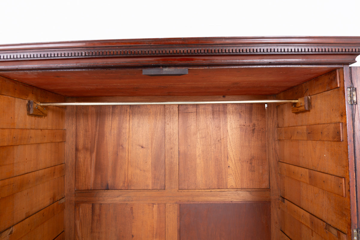 Georgian Mahogany Linen Press