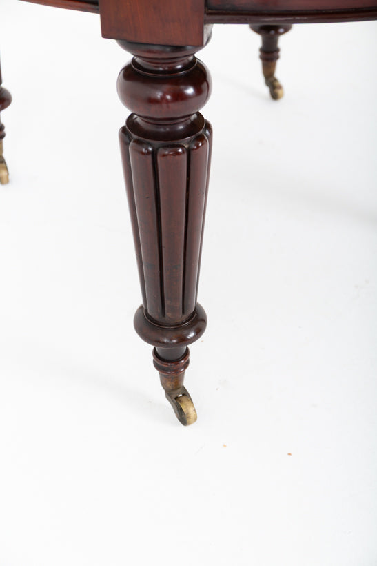 Mahogany William IV Circular Extending Dining Table