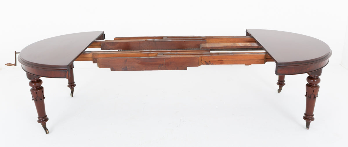 William IV Circular Mahogany Extending Dining Table