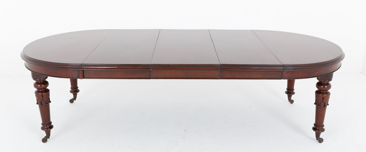 William IV Circular Mahogany Extending Dining Table