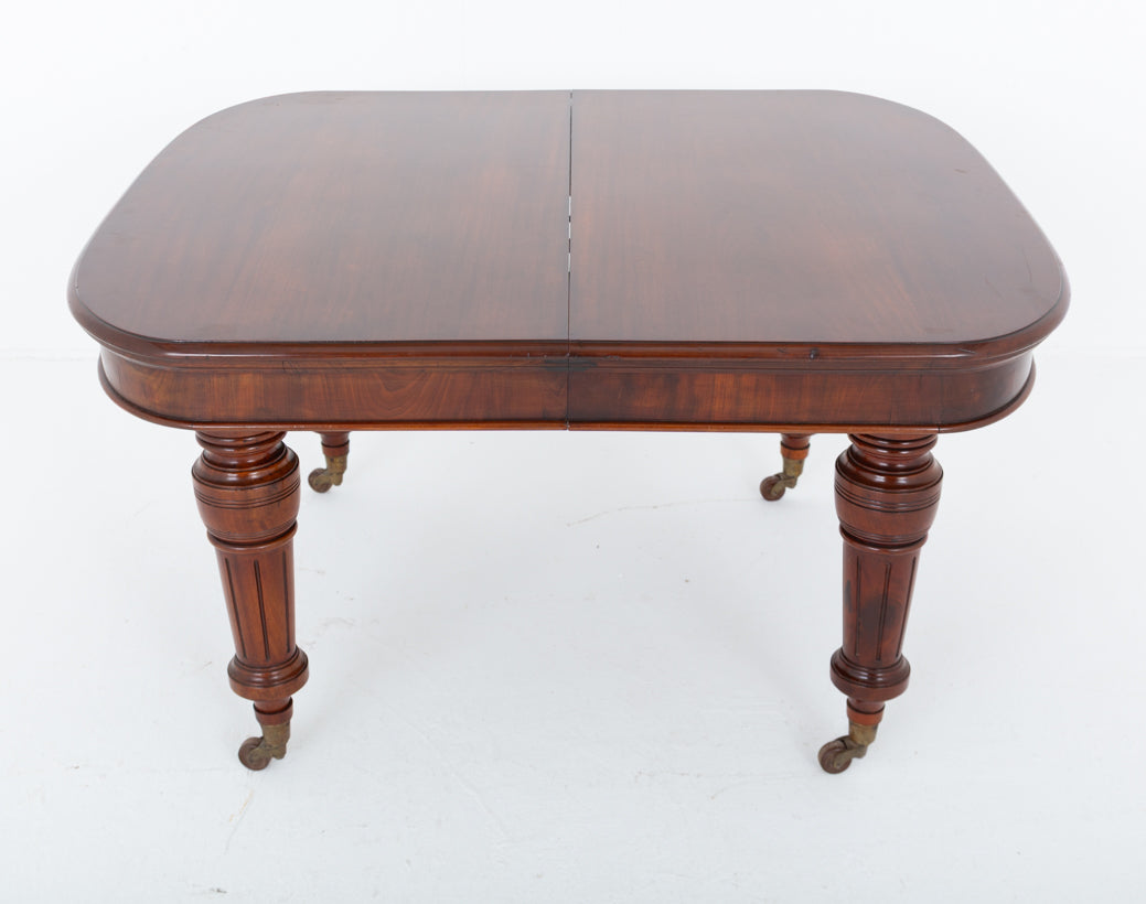 Victorian Mahogany 2 Leaf Extending Dining Table