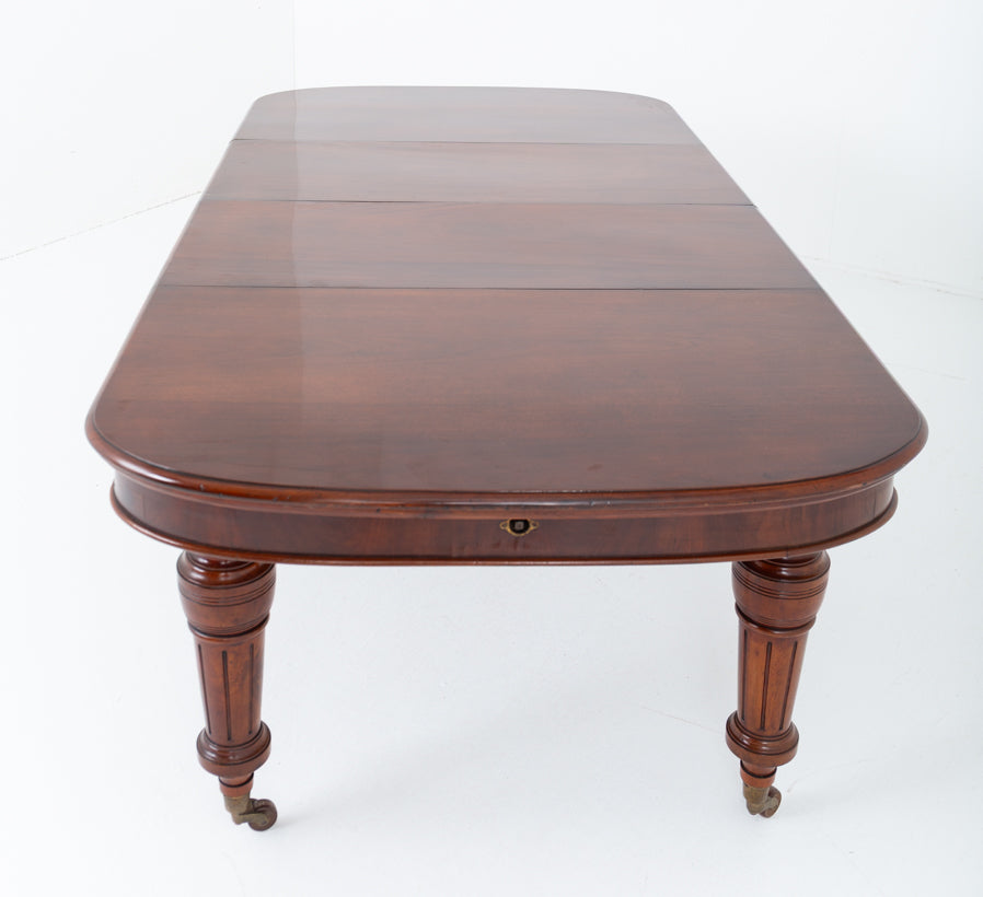 Victorian Mahogany 2 Leaf Extending Dining Table