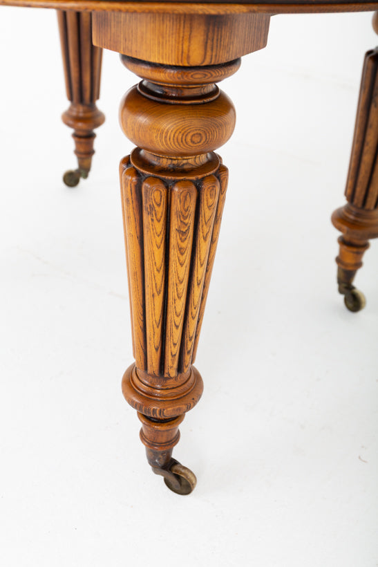 Victorian Blonde Oak Circular Extending Dining Table