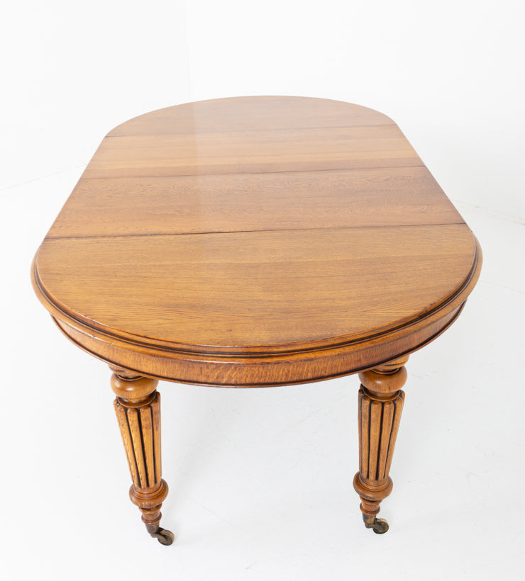 Victorian Blonde Oak Circular Extending Dining Table